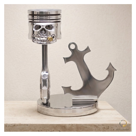 Bad boy and ancre, sculpture en métal recyclé fait main par Recyclhome
