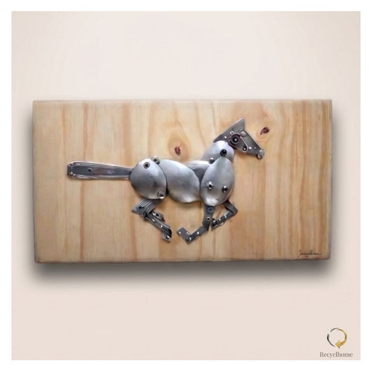 Au Galop, art mural en métal recyclé fait main par Recyclhome