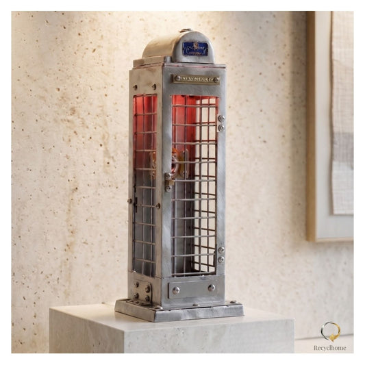 Phone Box, luminaire en métal recyclé fait main par Recyclhome