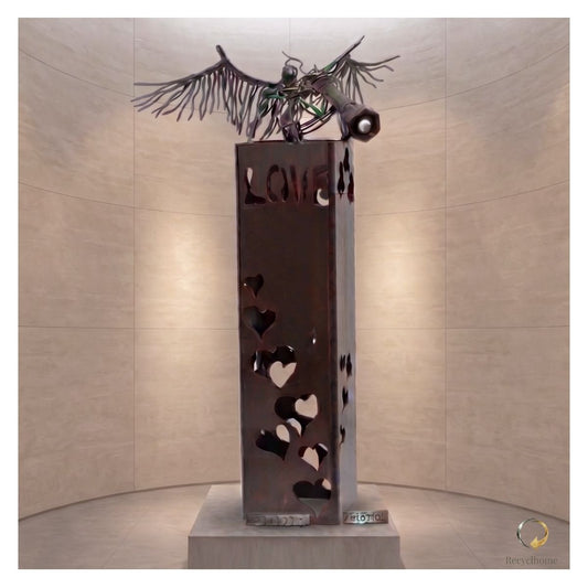 La Tour de l'ange, sculpture en métal recyclé fait main par Recyclhome