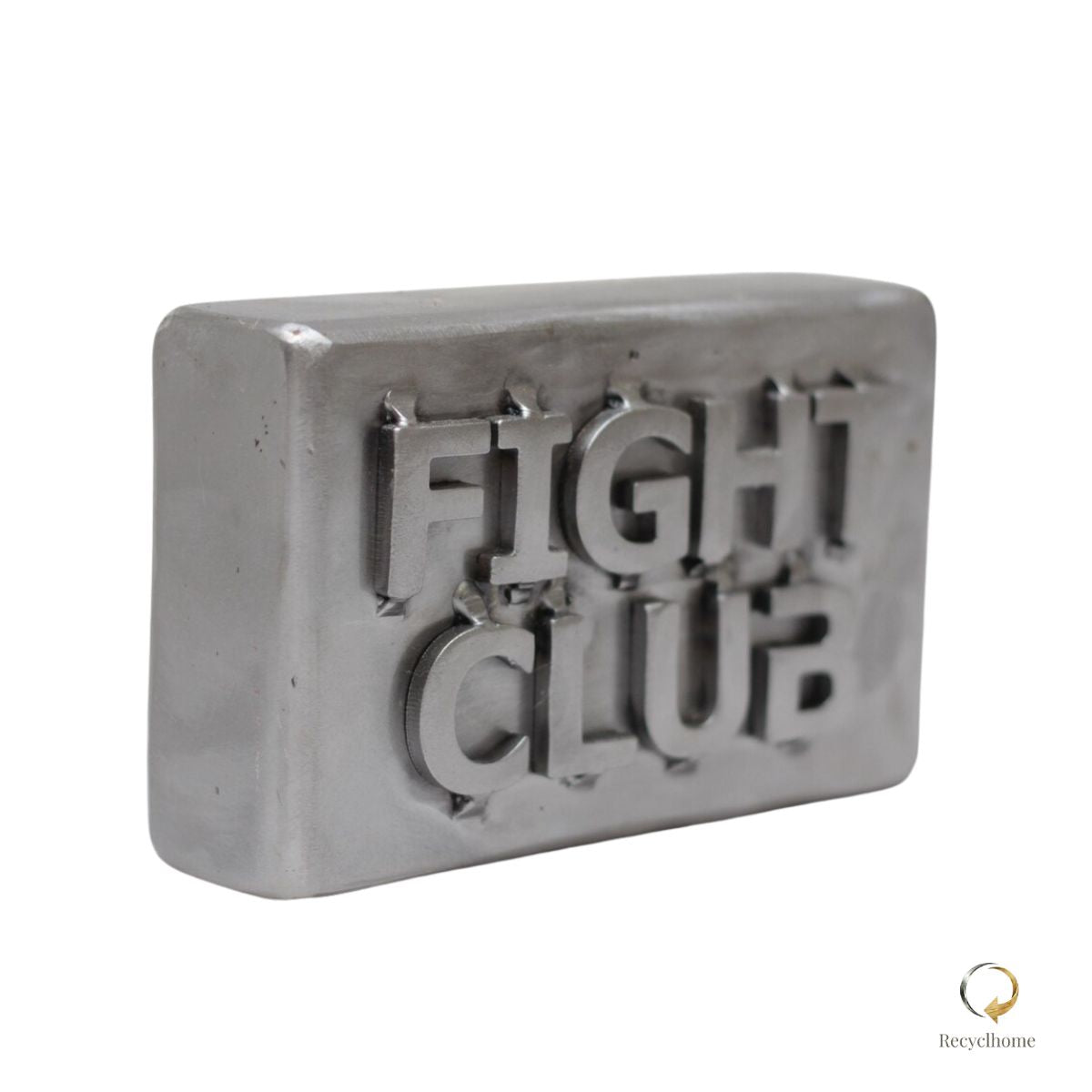 Sculpture savon Fight Club en métal recyclé, autre vue de l'œuvre
